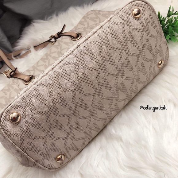 💕EUC Michael Kors Signature Tote Bag - Picture 4 of 8